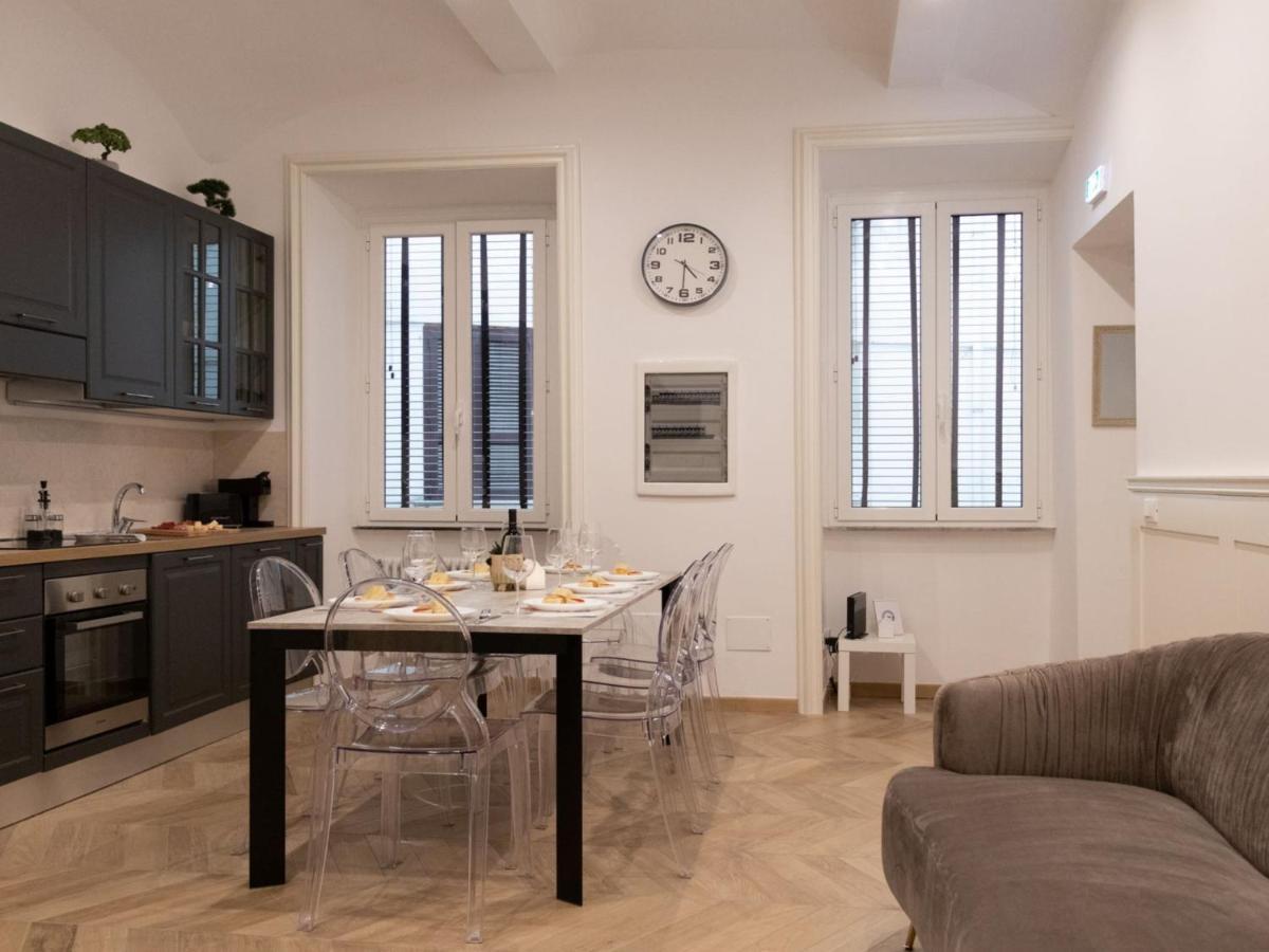 The Best Rent - Elegant Five-bedrooms Near Colosseo *